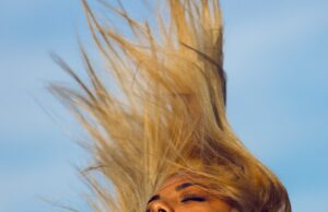 Recenze produktu Gigalash pro růst řas Jaké jsou přírodní složky vlasové kosmetiky Curapil?