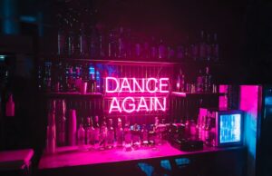 DIY dekorace na rozlučku se svobodou DIY dekorace na rozlučku se svobodou