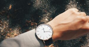 Recenze dámských hodinek Guess Jak si vybrat správné dámské hodinky Invicta