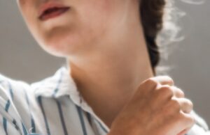 Dámské hodinky s drahými kameny Samsung Gear S3 - luxusní dámské hodinky