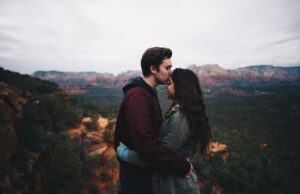 Jak si udržet nezávislost ve vztahu Jak se vyrovnat s partnerskou nevěrou